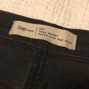 gap 1969 jeans crop